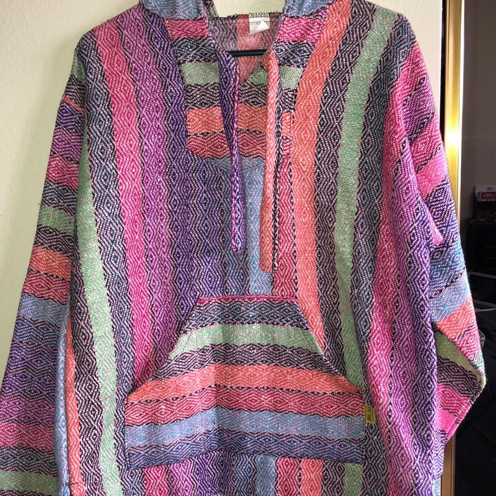 Women’s pancho - Picture 3 of 4
